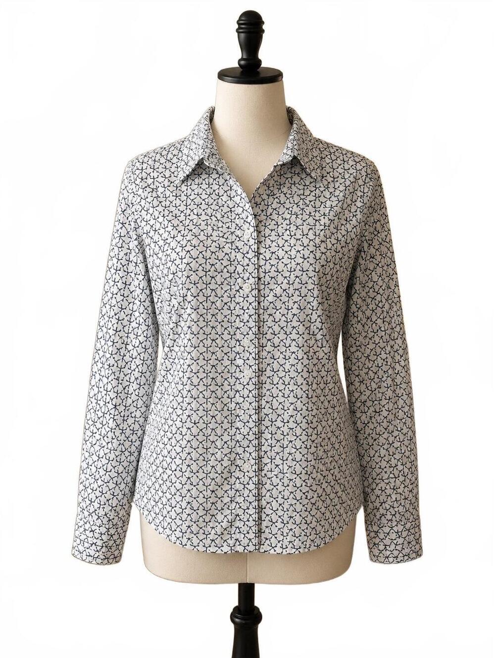 Nordstrom Caslon Women’s Medium Button Down Long Sleeve Top